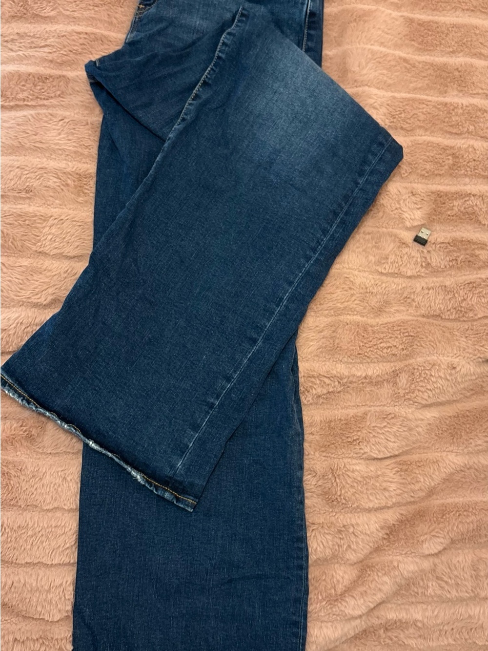 Hudson Jeans Rosalie Mezzanine Skinny Jeans - Dark Blue with Gold Stitching